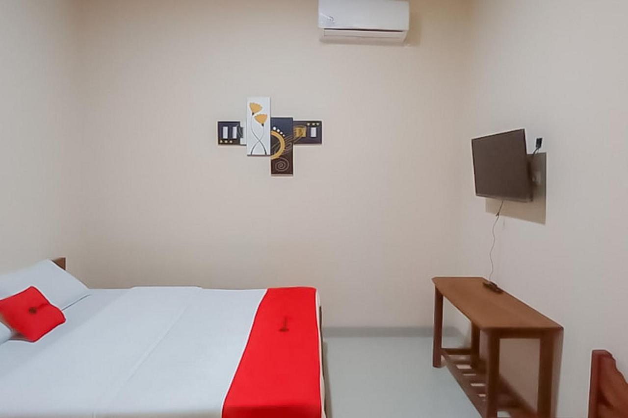 Hotel Reddoorz Syariah Near Tugu Lampu Gentur Cianjur Exterior foto